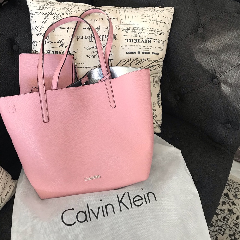 🌸🌸Calvin Klein Rachel Tote🌸🌸